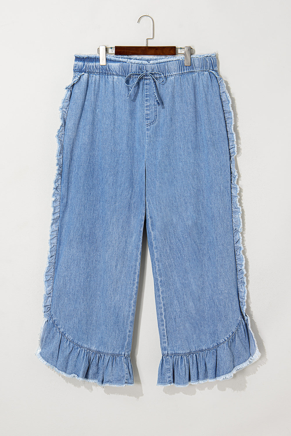 Sweet Ruffle Edge Ankles Jeans (Plus)