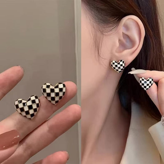 Checkered Love Stud Earrings